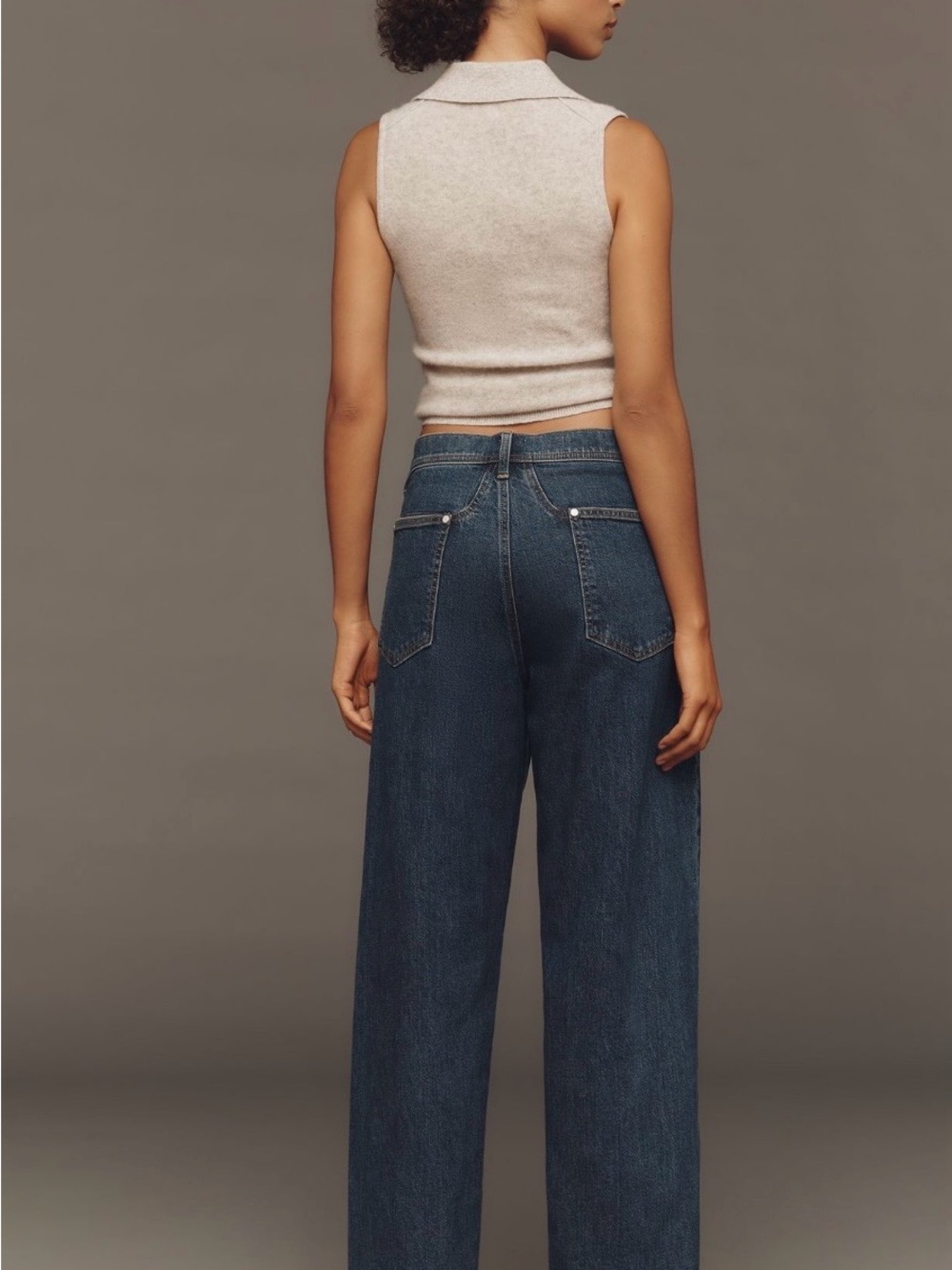 Pilcro Slouchy High-Rise Tapered Jeans almost new size 28 - Picture 3 of 4